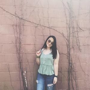 Meet your Posher, Addie